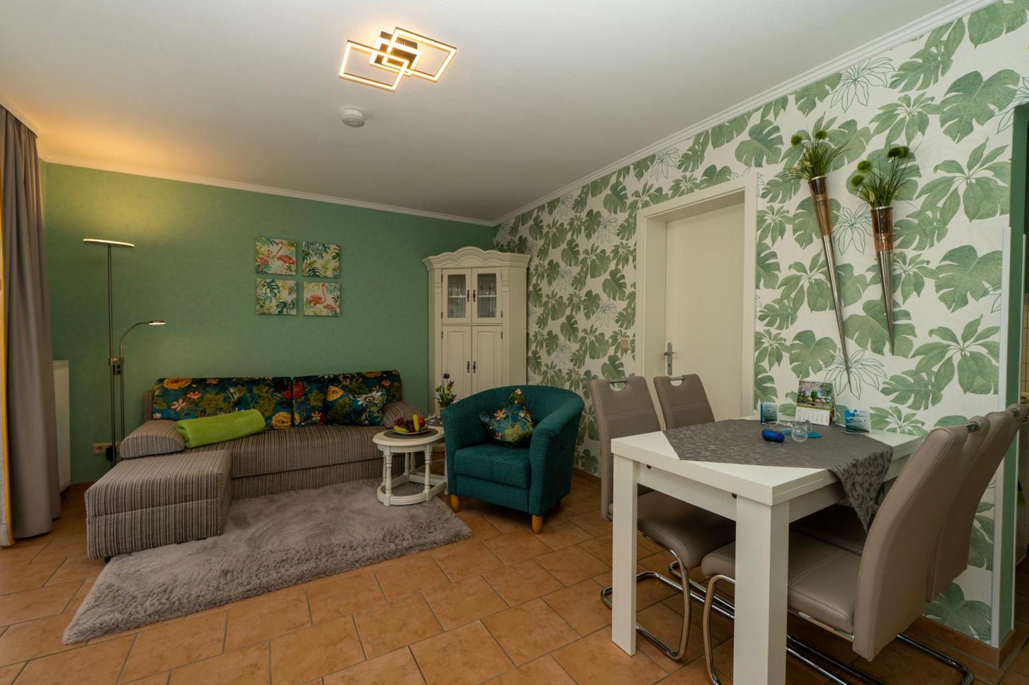 Haus Mozart Fewo Mit Balkon Binz Buitenkant foto